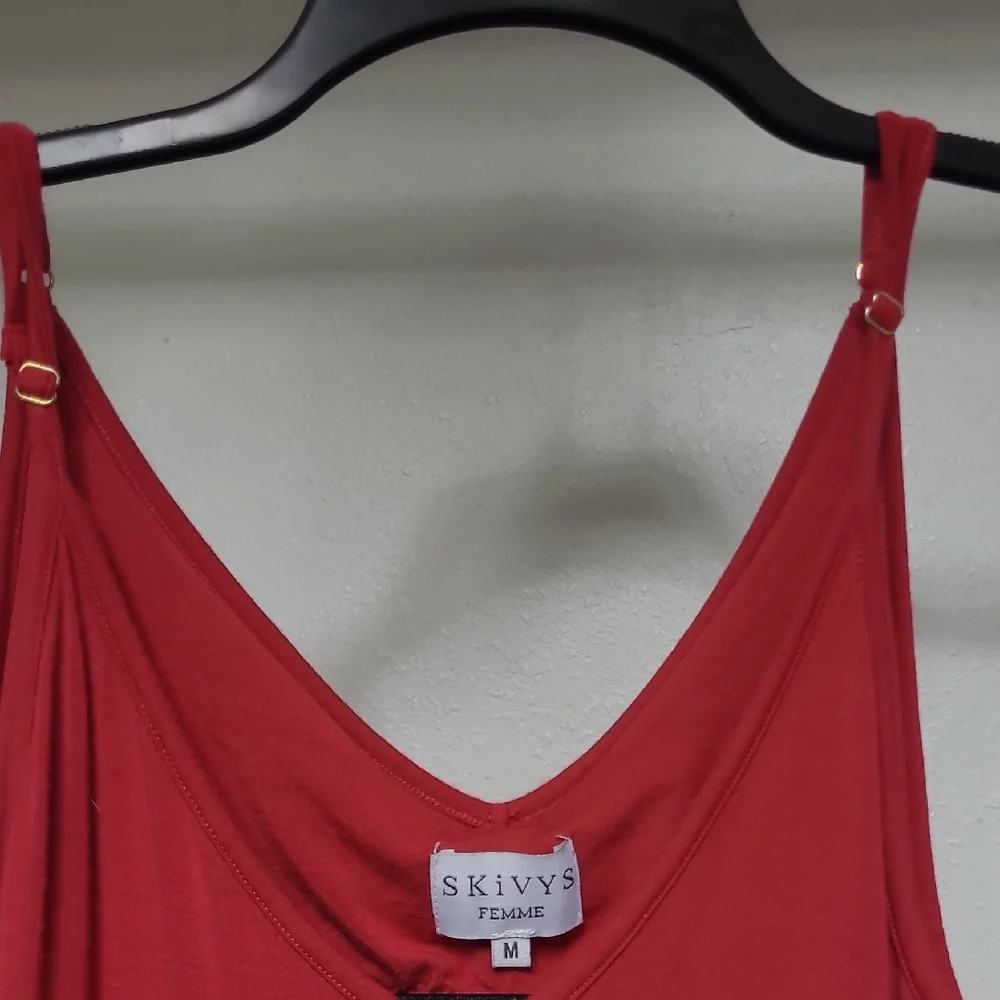 SkiVYs FeMME Goddess Gown Chic Red Maxi Dress - Picture 3 of 5